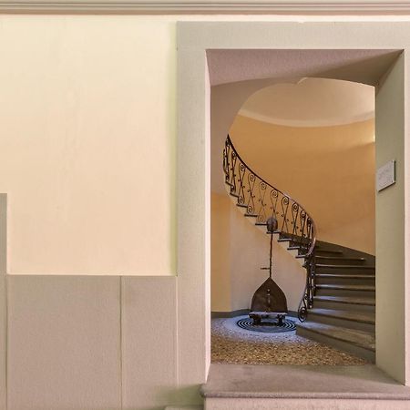 Bologna Santo Stefano Art & Design Apartment Bagian luar foto