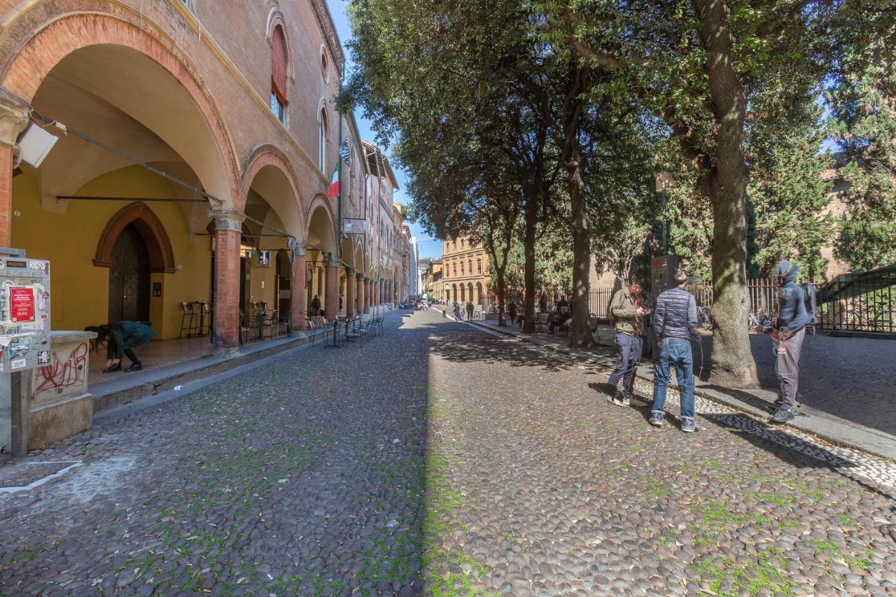 Bologna Santo Stefano Art & Design Apartment Bagian luar foto